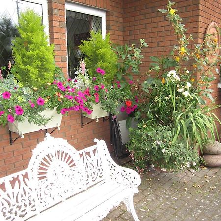Killyon Guest House Navan Bagian luar foto